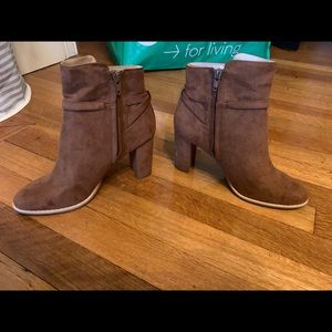 Banana Republic Ankle Boots